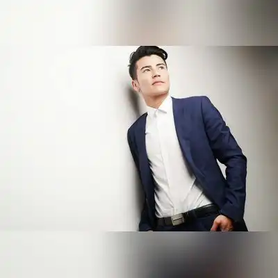 董冰